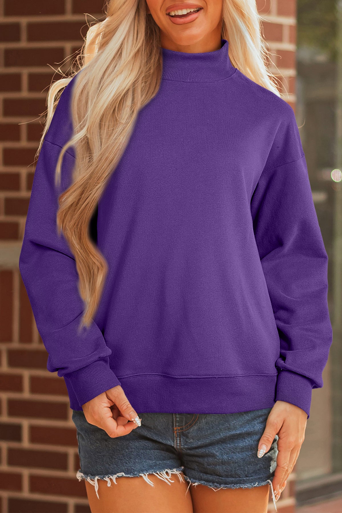 Sweat oversize bleu marine à col montant — style casual chic