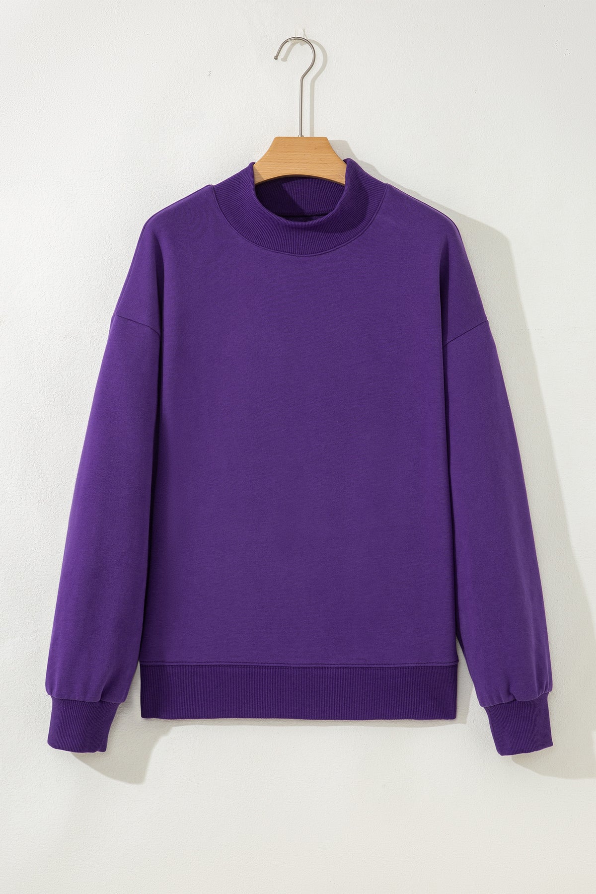 Sweat oversize bleu marine à col montant — style casual chic