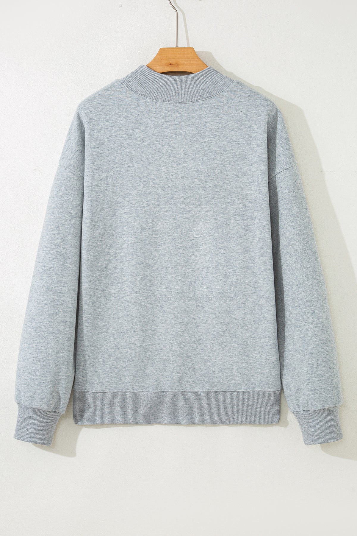 Sweat oversize bleu marine à col montant — style casual chic