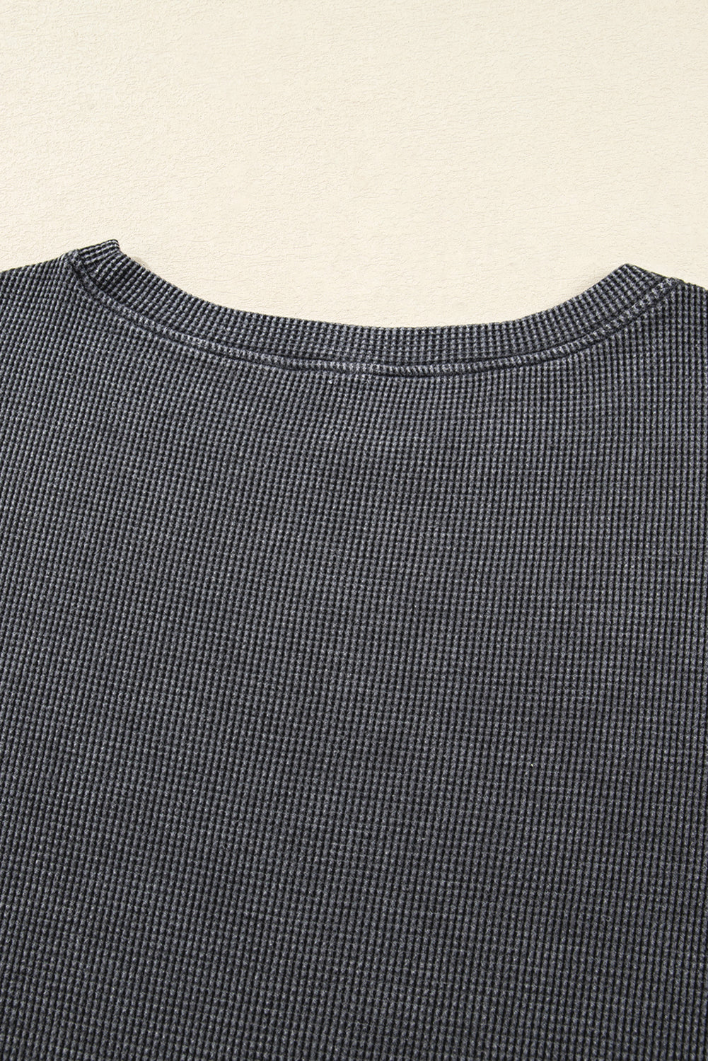 Top en maille gris anthracite à manches longues — coupe ample