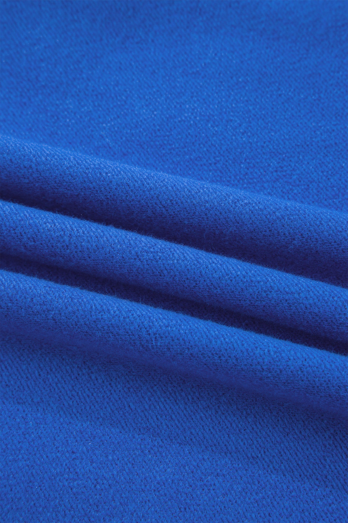 Sweat oversize bleu marine à col montant — style casual chic