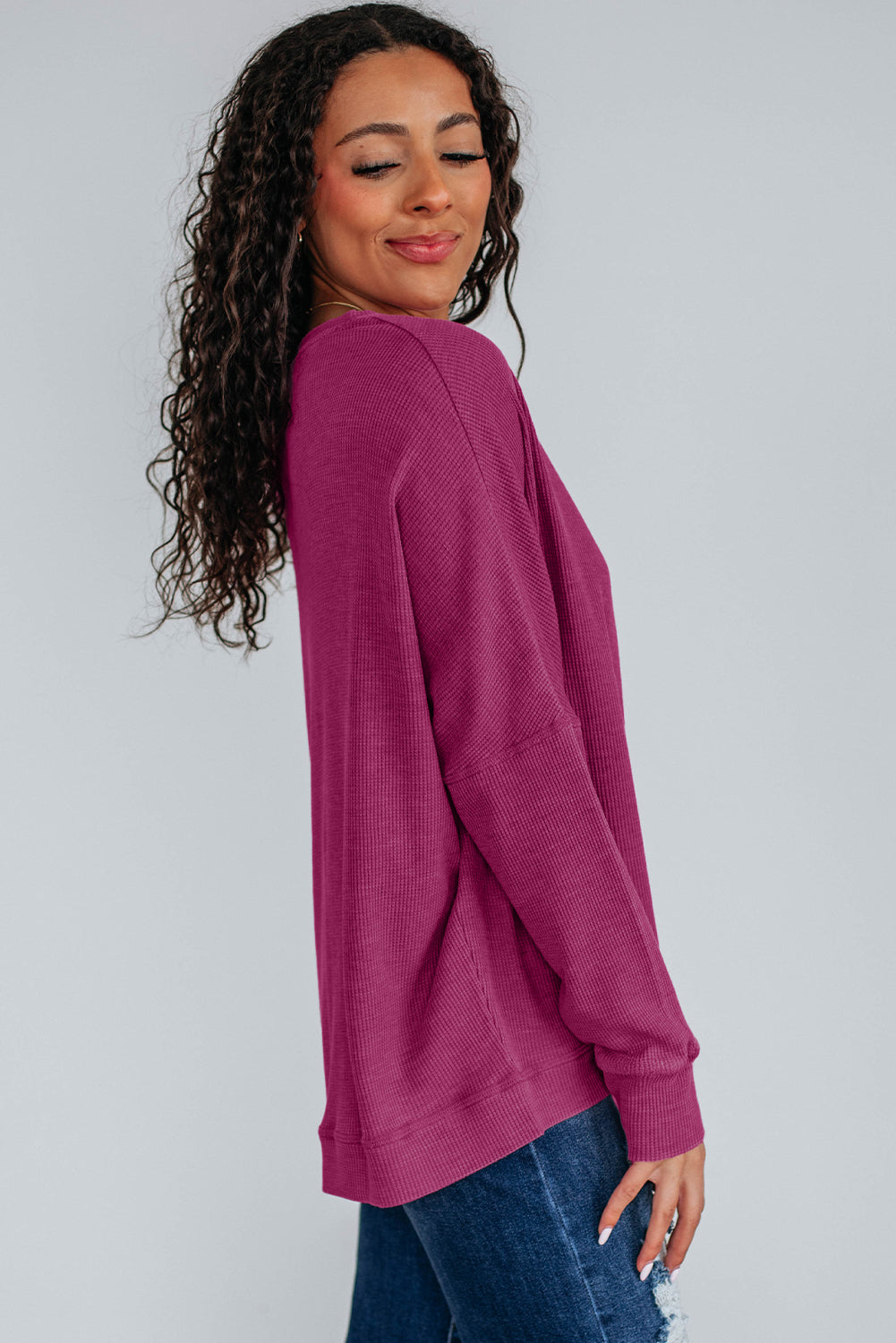 Top en maille gris anthracite à manches longues — coupe ample