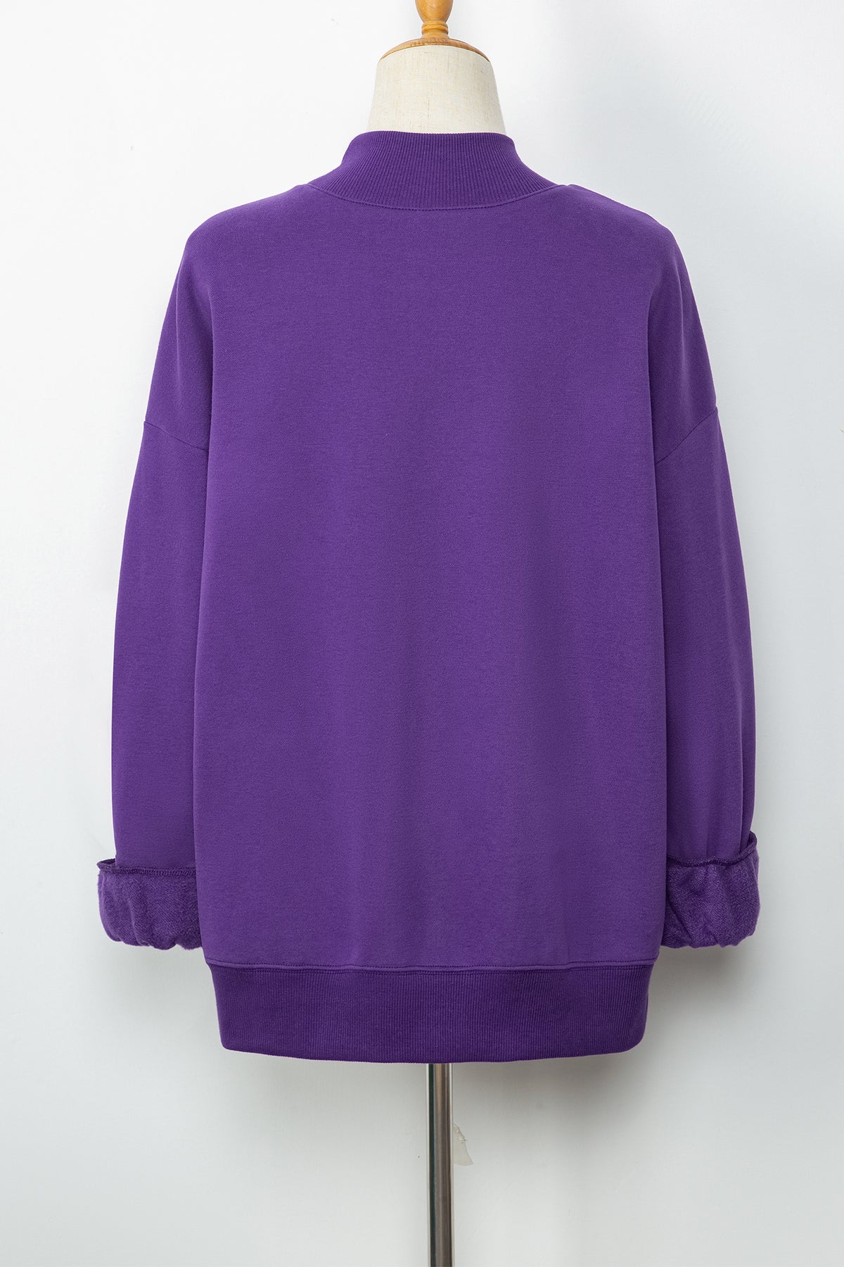 Sweat oversize bleu marine à col montant — style casual chic
