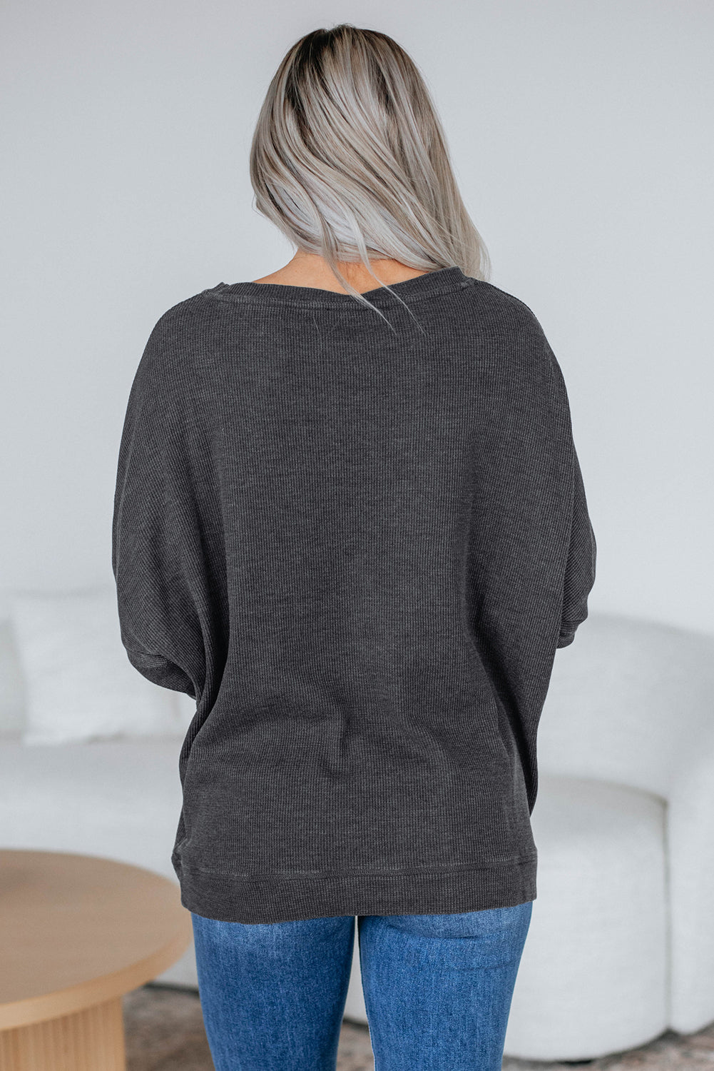 Top en maille gris anthracite à manches longues — coupe ample