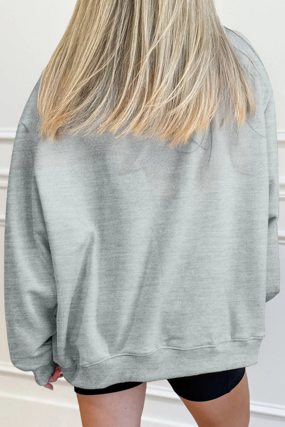 Sweat oversize bleu marine à col montant — style casual chic