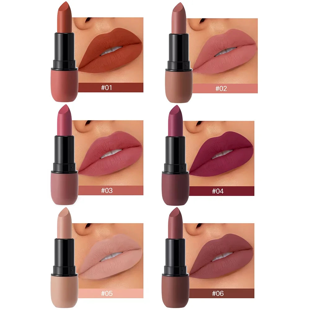 Rouge à lèvres mat longue tenue — haute pigmentation veloutée