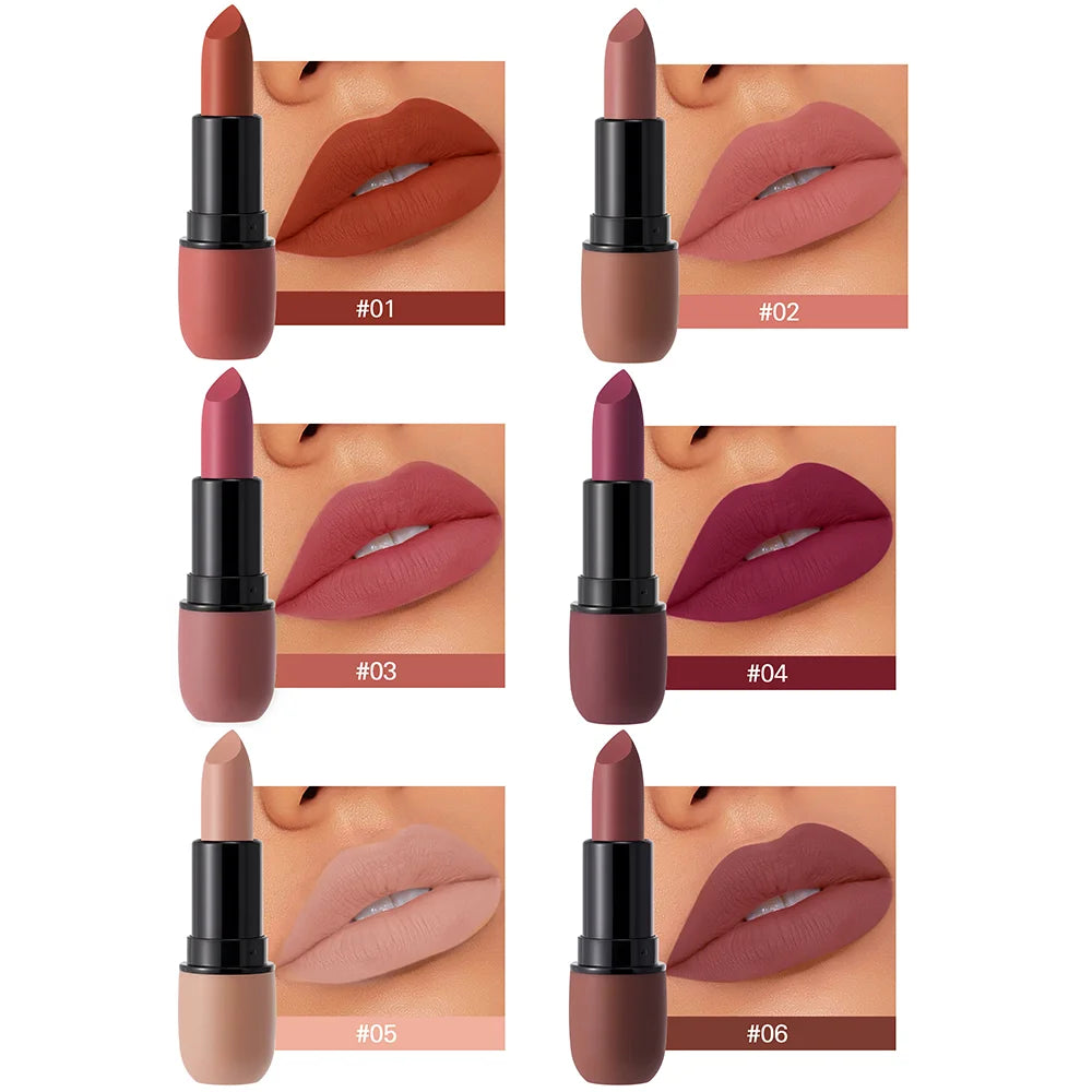 Rouge à lèvres mat longue tenue — haute pigmentation veloutée
