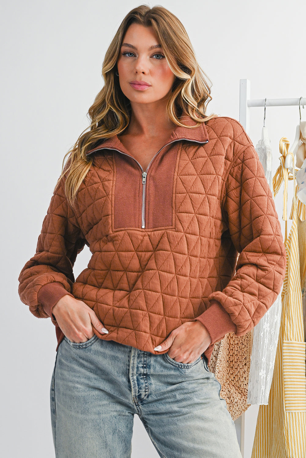 Sweat à col zippé texturé jaune paille — manches longues