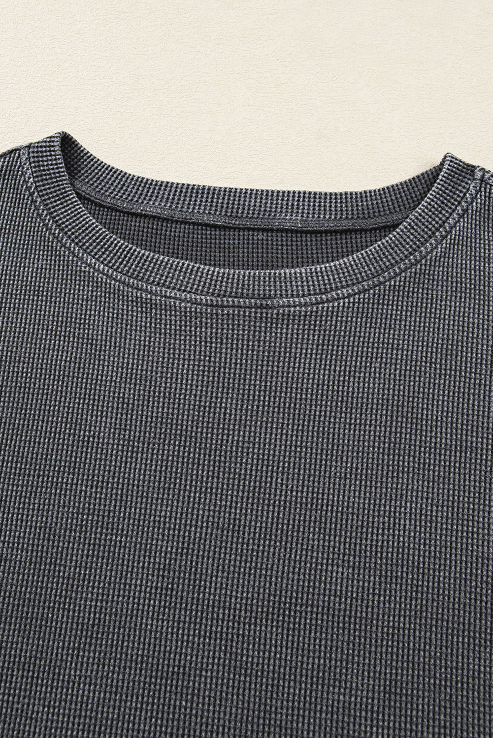 Top en maille gris anthracite à manches longues — coupe ample
